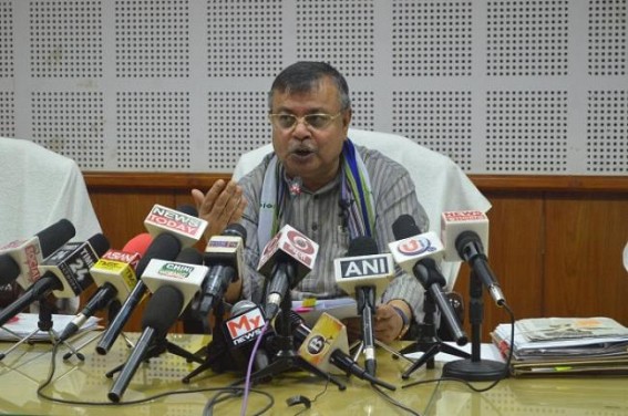 Minister Ratanlal Nath embarrassed a Journalist with GK Questions, after the Journalist asked him about Employment Generation status Minister Ratanlal Nath embarrassed a Journalist with GK Questions, after the Journalist asked him about Employment Generation status