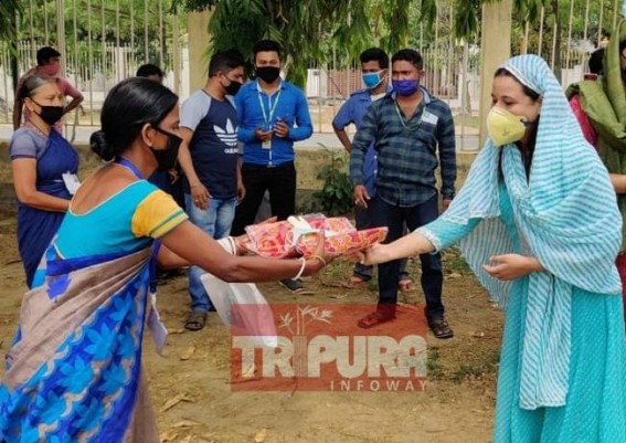 Purvaudaya NGO distributed Safety Kits, Food, Saree among 100 AMC workers