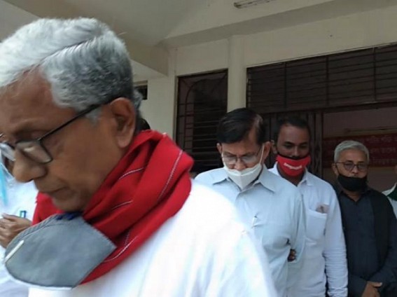 Dukli Party Office of CPI-M set on Fire Dukli Party Office of CPI-M set on Fire