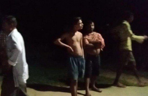 Youth commits suicide after throwing out parents from home Youth commits suicide after throwing out parents from home