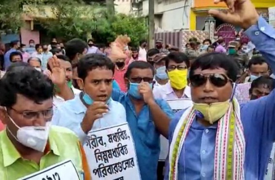 BJP lobbyist 10323 Teachers Organization gheraoed former CM Manik Sarkar's residence, raised, 'Bharat Mata ki Jay slogan' 