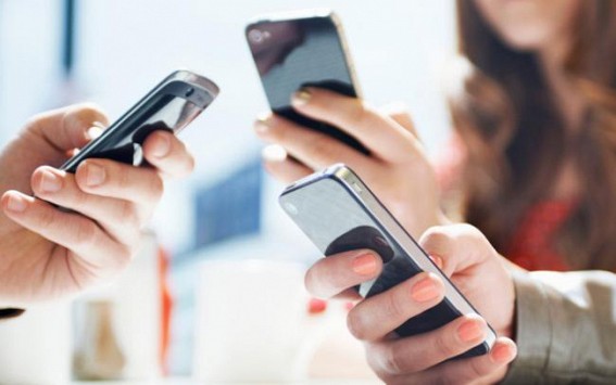 Global used smartphone market to reach $65 bn in 2024: IDC Global used smartphone market to reach $65 bn in 2024: IDC