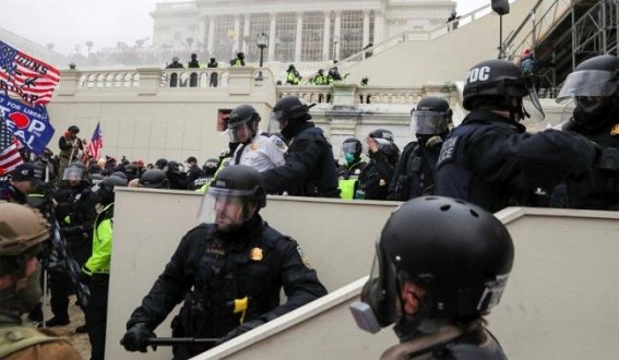 US Capitol Police probing officers over riot