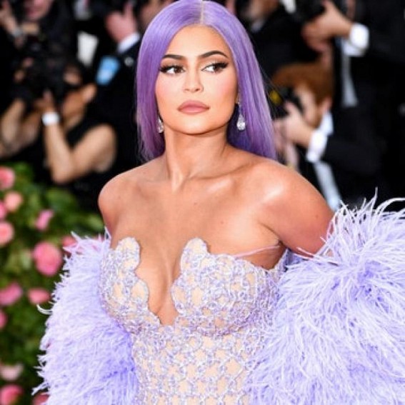 Kylie Jenner strikes 'dreamy' pose in itsy-bitsy bikini