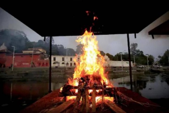 UP: Police seize half-burnt bodies of couple from pyre UP: Police seize half-burnt bodies of couple from pyre
