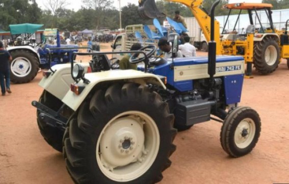 Wholesale growth expected to continue for tractors, PVs, 2Ws: Emkay Wholesale growth expected to continue for tractors, PVs, 2Ws: Emkay