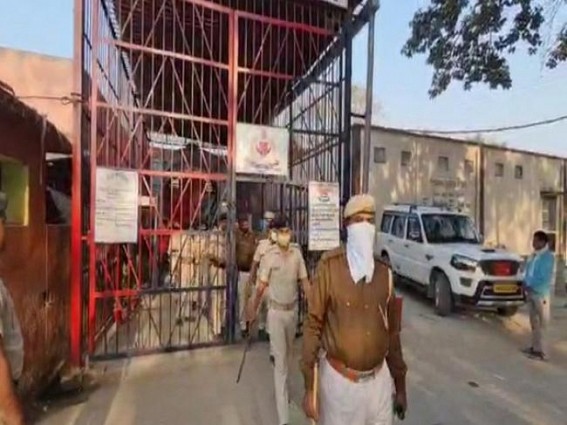 Raids conducted in Bihar jails Raids conducted in Bihar jails