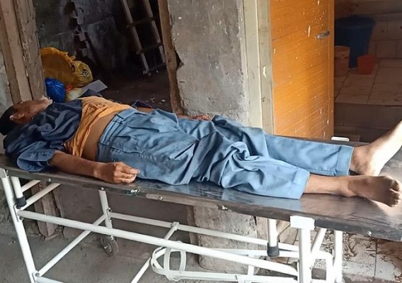 A Tom-Tom Driver fell sick while driving, met with an accident, died A Tom-Tom Driver fell sick while driving, met with an accident, died