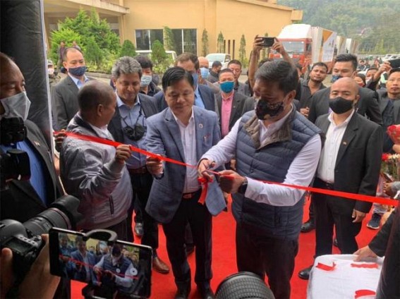 Arunachal CM Pema Khandu unveils portable cinema theatre in Itanagar Arunachal CM Pema Khandu unveils portable cinema theatre in Itanagar