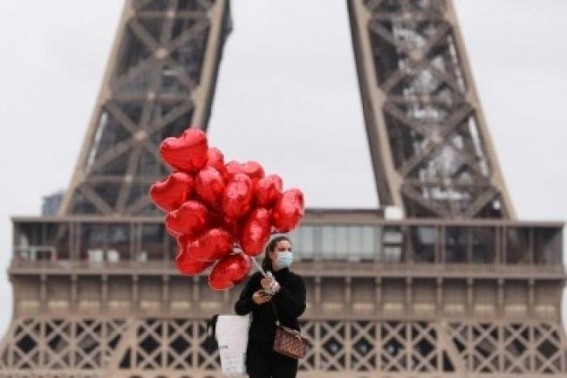Paris begins month-long lockdown Paris begins month-long lockdown