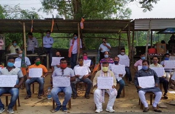 Job Interviews Postponed amid COVID-19 : Now Ratanlal Nath's party programme in Mohanpur, cried foul over Bengal's alleged violence Job Interviews Postponed amid COVID-19 : Now Ratanlal Nath's party programme in Mohanpur, cried foul over Bengal's alleged violence