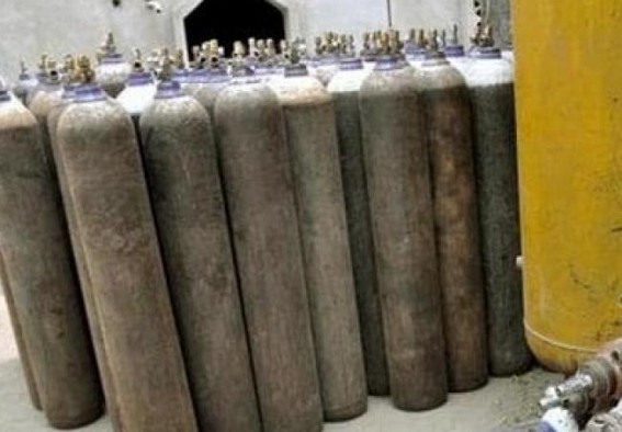 Social organisation takes initiative to supply oxygen cylinder in Dharmanagar Social organisation takes initiative to supply oxygen cylinder in Dharmanagar