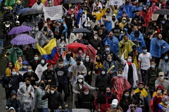 6 people dead in Colombia protests 6 people dead in Colombia protests