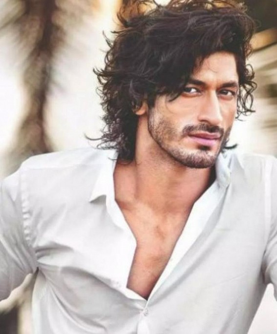 Vidyut Jammwal joins hands with Panorama Studios for third collaboration