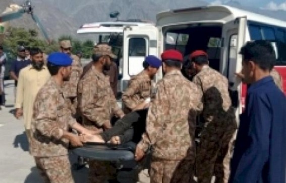 6 killed, 10 injured in Pak road accidents 6 killed, 10 injured in Pak road accidents