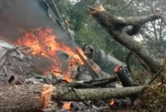 Kerala Govt announces aid, job to Coonoor victim's wife Kerala Govt announces aid, job to Coonoor victim's wife