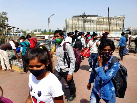 Migrant workers return to Delhi as unlocking process begins