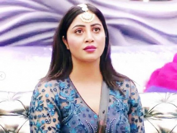 Arshi Khan seeks Salman Khan's help to find a groom on 'Swayamvar' Arshi Khan seeks Salman Khan's help to find a groom on 'Swayamvar'