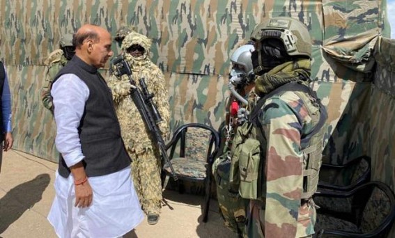 Rajnath meets army veterans in Ladakh, reiterates commitment towards welfare