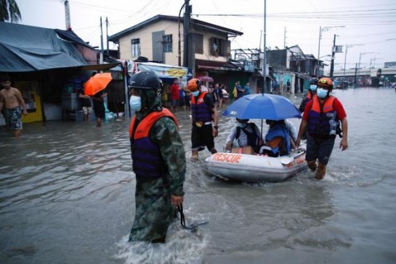 Monsoon hits Philippines : Many Dead 