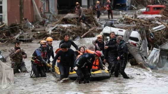 Flash floods kill 27 people in Turkey Flash floods kill 27 people in Turkey