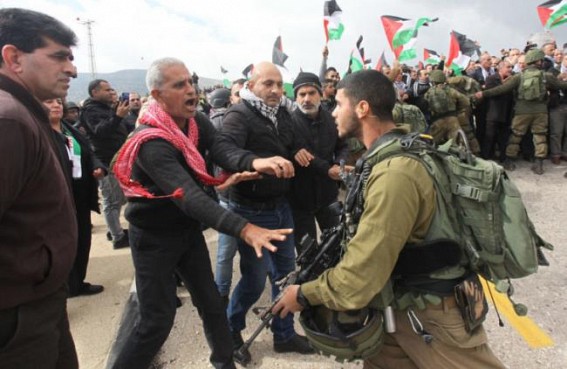 Over 40 protesters injured in Gaza clashes Over 40 protesters injured in Gaza clashes