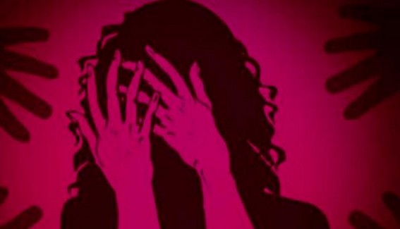 Student from UP gang raped in Mysuru, K'taka Student from UP gang raped in Mysuru, K'taka