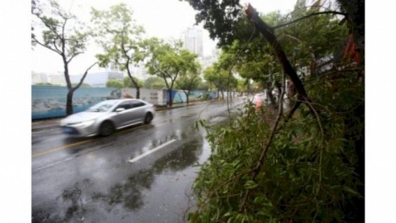 China renews 2nd-highest alert for typhoon Chanthu