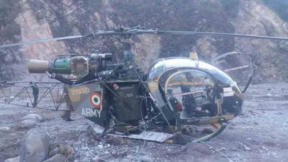 Army helicopter crash: Both pilots safe Army helicopter crash: Both pilots safe