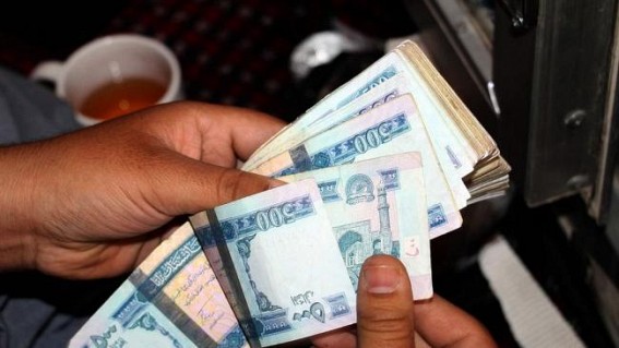 Taliban restricts bank withdrawals to $200 per week Taliban restricts bank withdrawals to $200 per week
