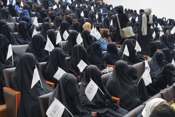 Female students rally in support of Taliban Female students rally in support of Taliban
