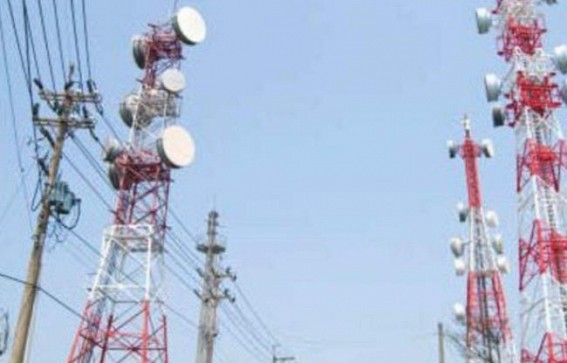 Telecom reforms: DoT lowers bank guarantee for telcos Telecom reforms: DoT lowers bank guarantee for telcos
