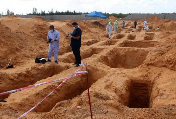 25 bodies recovered from mass graves in Libya