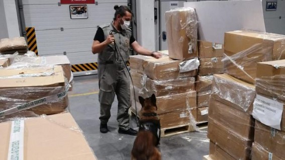 Spain busts Dutch-Turkish gang smuggling 3 tons of cocaine Spain busts Dutch-Turkish gang smuggling 3 tons of cocaine