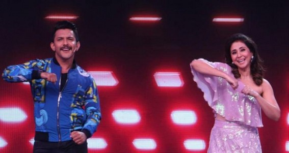 Urmila Matondkar mimics Aditya's expressions from 'Rangeela' on 'Zee Comedy Show' Urmila Matondkar mimics Aditya's expressions from 'Rangeela' on 'Zee Comedy Show'