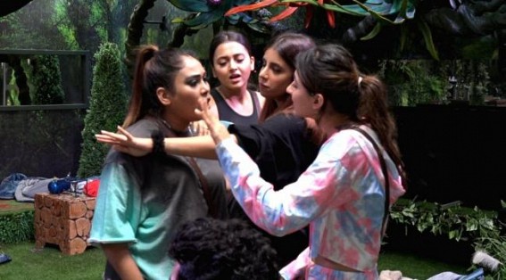 'Bigg Boss 15': Big fight erupts between Afsana-Vidhi, Jay-Pratik 'Bigg Boss 15': Big fight erupts between Afsana-Vidhi, Jay-Pratik