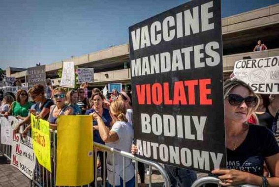 WH moves forward with vax mandate despite being challenged in court