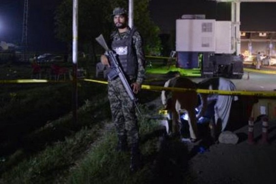 4 Pak policemen killed in attack 4 Pak policemen killed in attack