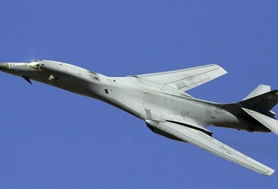 Russian fighters escort US bombers above Black Sea Russian fighters escort US bombers above Black Sea