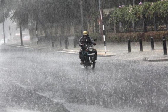 Heavy rains to lash K'taka for 2 days, state on high alert Heavy rains to lash K'taka for 2 days, state on high alert