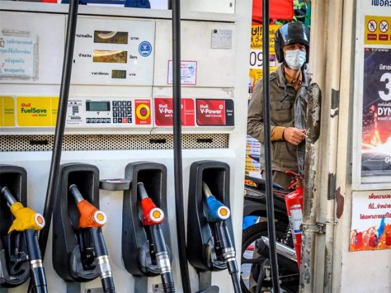 Fuel prices continue to be steady as global oil prices soften