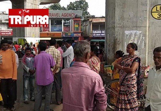 Amid Ratanlal's Claim on Poverty Reduction, Daily Workers Complained about 'Workless Conditions' : Said, 'Previous Govt was better for us' Amid Ratanlal's Claim on Poverty Reduction, Daily Workers Complained about 'Workless Conditions' : Said, 'Previous Govt was better for us'