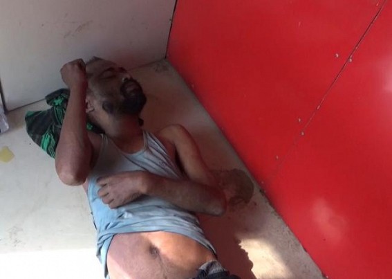Dead-Body recovered from inside an ATM Counter at Maharajganj Market Dead-Body recovered from inside an ATM Counter at Maharajganj Market
