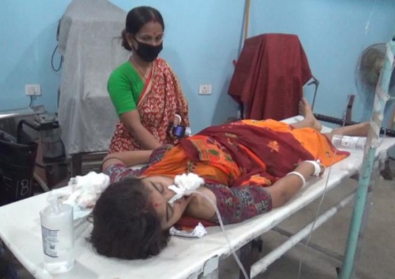 14 years old housewife commits suicide by consuming poison 14 years old housewife commits suicide by consuming poison