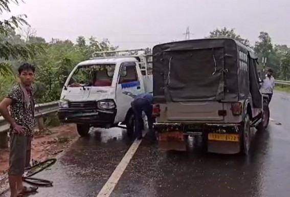 7 Injured in Road Accident : 3 Critical 7 Injured in Road Accident : 3 Critical