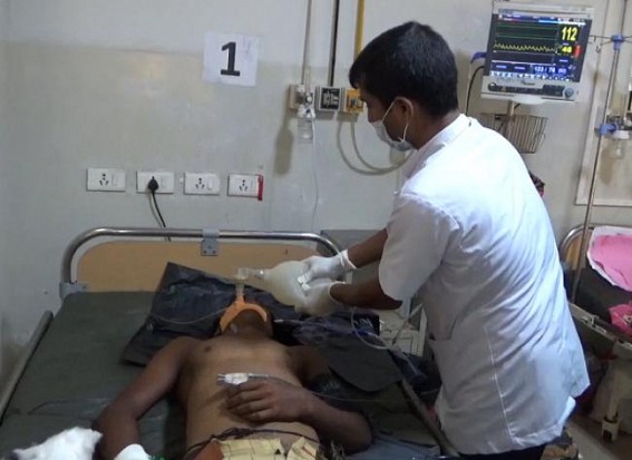 Reckless Driving : Youth Critical at GB after Bike accident in Mohanpur Reckless Driving : Youth Critical at GB after Bike accident in Mohanpur