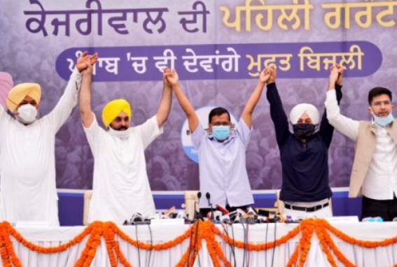Eyeing Punjab polls, Kejriwal promises 300 units of free power to all Eyeing Punjab polls, Kejriwal promises 300 units of free power to all