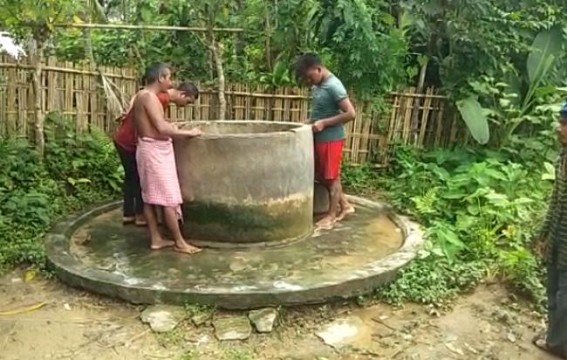 No Water, No Electricity in Golakpur ADC Village No Water, No Electricity in Golakpur ADC Village