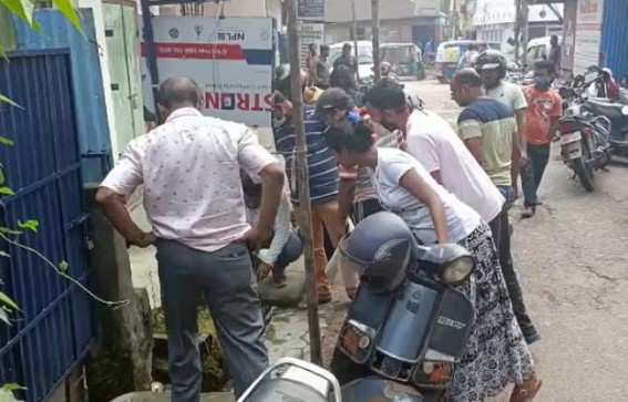 Newborn Baby’s Dead Body was found in a Drain near Sarkar Nursing Home in Agartala Newborn Baby’s Dead Body was found in a Drain near Sarkar Nursing Home in Agartala