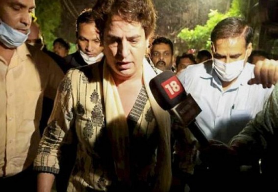 Priyanka Gandhi remains under detention in Sitapur, UP